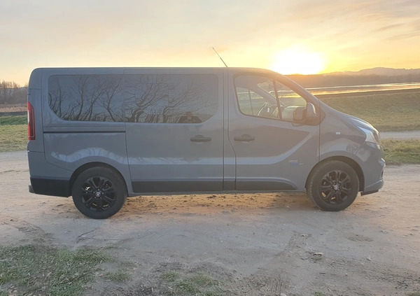 Fiat Talento cena 67900 przebieg: 216900, rok produkcji 2017 z Wałbrzych małe 211